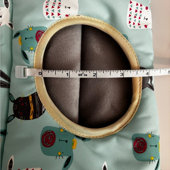 Warm Winter Bird Hanging Hammock - Picture 9 of 11